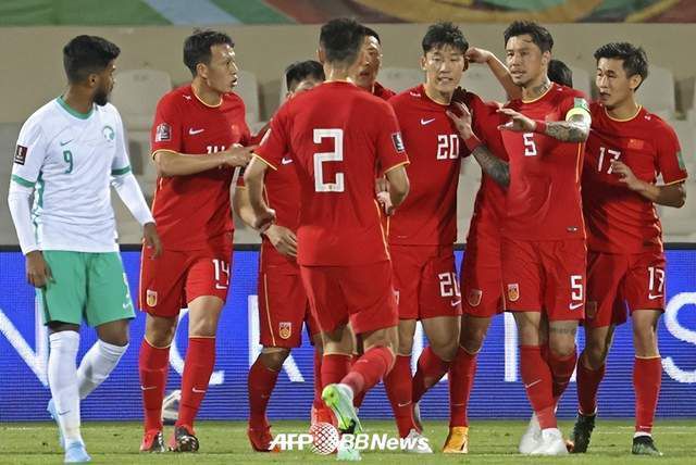 亚洲国产韩国一区二区