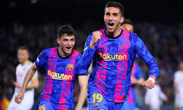 伊人狼人影院